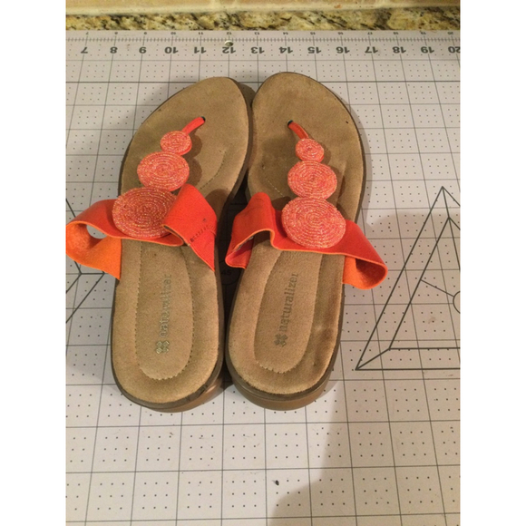 Women's Naturalizer Orange Thong Sandals Size 8.5 - Picture 2 of 4